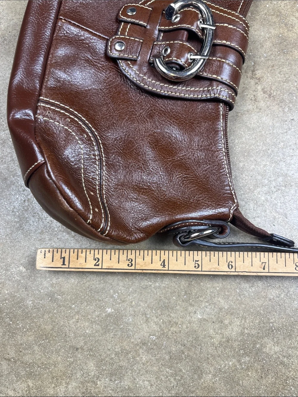 Wilson’s Leather Y2K baguette
